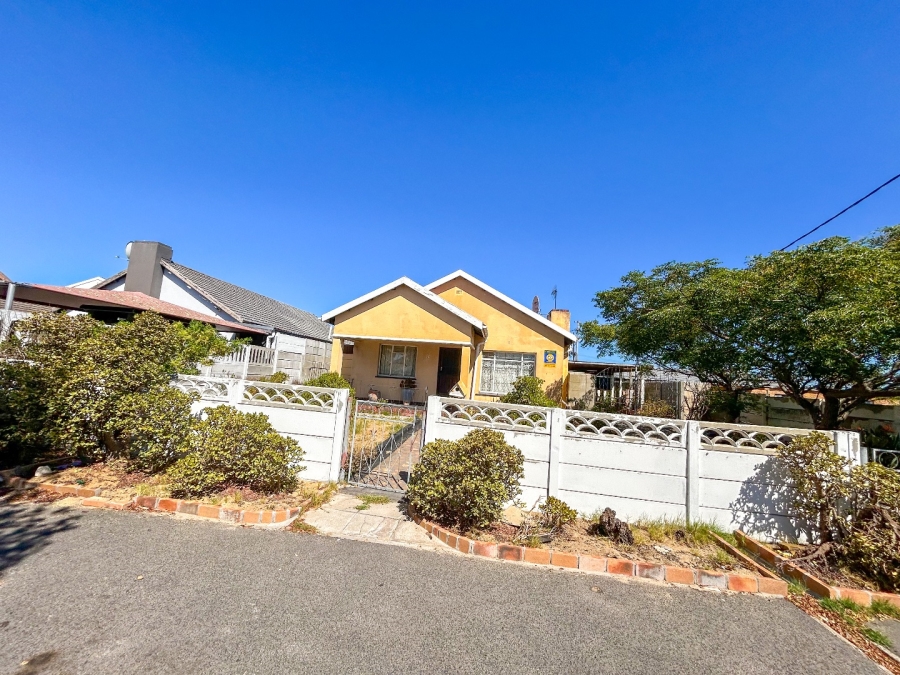 3 Bedroom Property for Sale in Kensington Western Cape